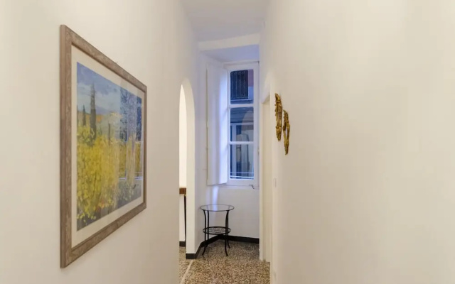 JOIVY Ideal Flat Near Aquarium