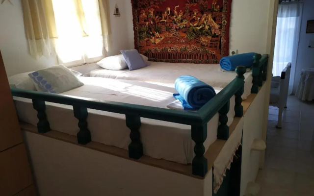 Traditional House Marivilla