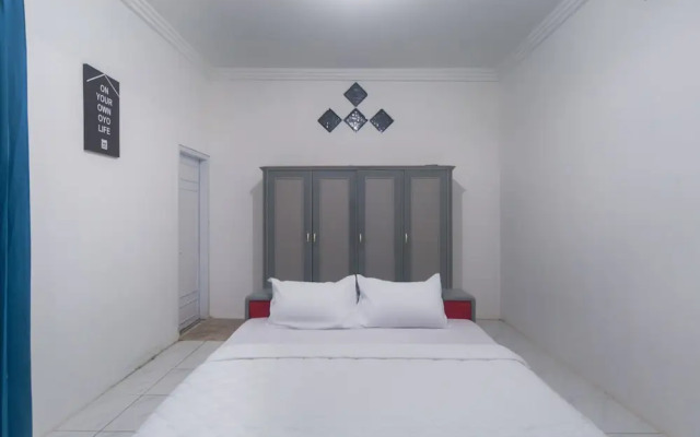 OYO Life 3055 Rumah Enin