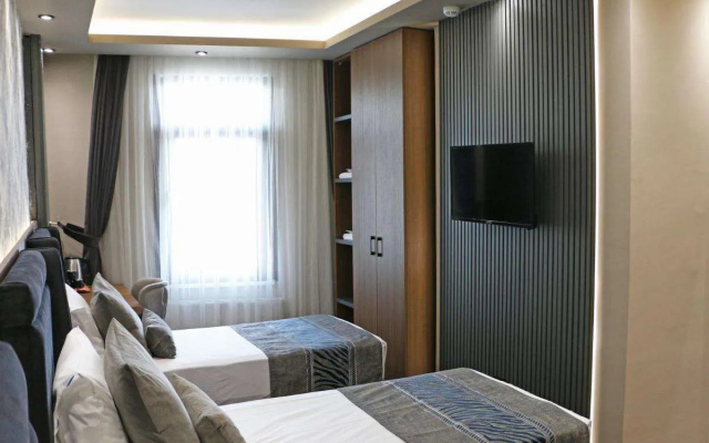 Grand Uskudar Hotel