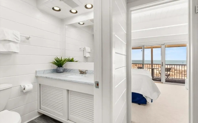 Beach Place 14 2 Bedroom Townhouse