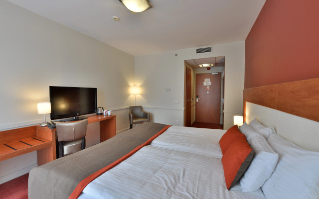 City Inn Hotel