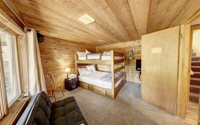 Koby 4 Bedroom Home by Redawning