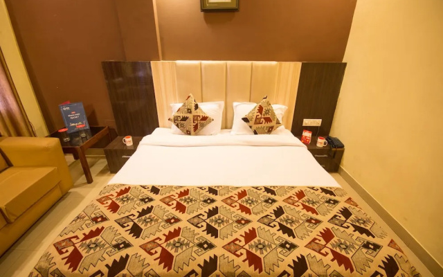 OYO 2046 President Hotel