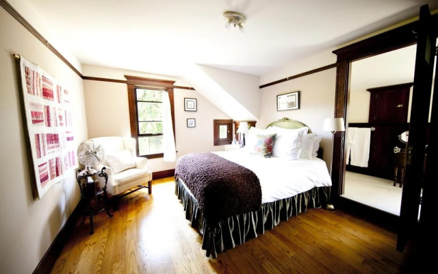 The Gatewood Bed and Breakfast