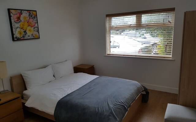 Апартаменты Heathrow LHR Apartments комната для гостей