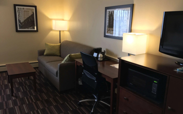 Best Western Falcon Plaza - Bowling Green
