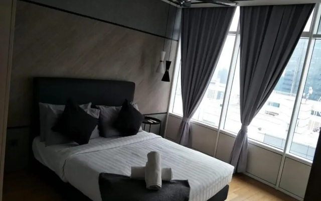 Expressionz Professional Suites KL