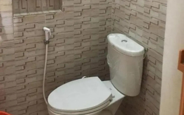 OYO 75592 Blue Tel Residence