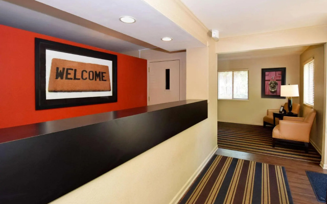 Extended Stay America - Nashville - Airport - Elm