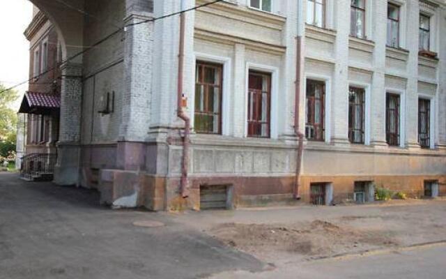 Отель Berlogalenina Ярославль вид на фасад