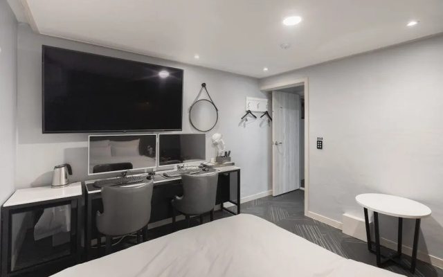 Zam Hotel(천안 호텔 잠)