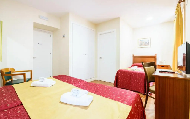 Hotel Carlos V Jerez by Vivere Stays