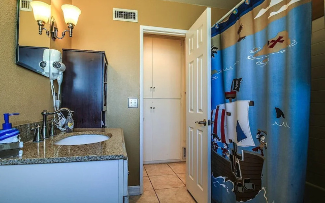 The Pirate's Cove - 5 Br Home