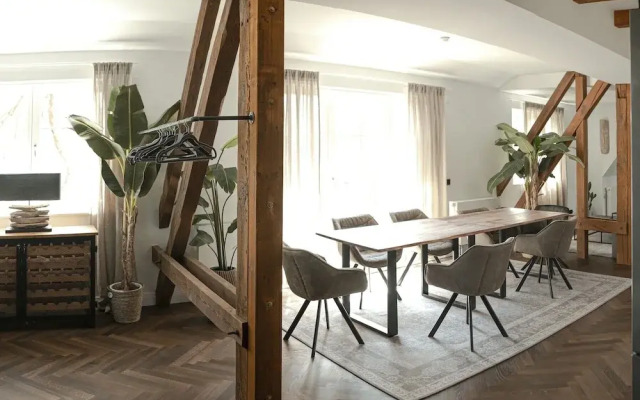 Aeronaut Suites powered by Pearl1