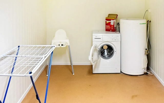 8 Person Holiday Home in Oksvoll