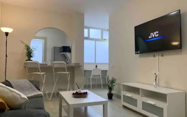 Casa Pablo III Aptº Tranquilo, bien equipado