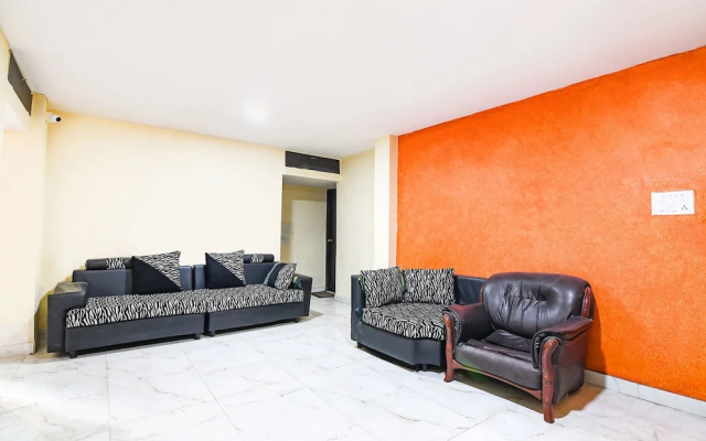 Fabhotel White Palace