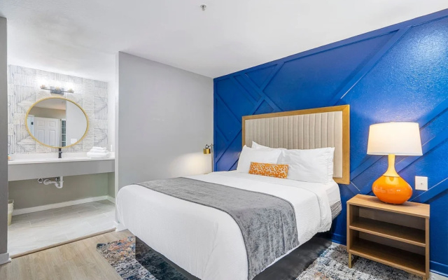 Chic Condo Retreat in Central Buckhead Atlanta