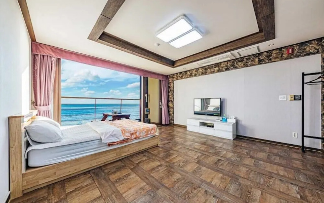 Sea Island Pension
