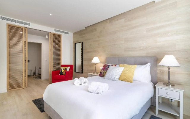 Modern & Stylish Apartment in Av. da Liberdade by LovelyStay