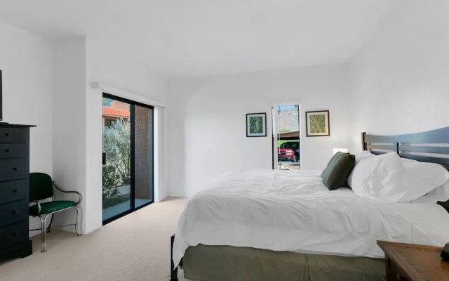 Sabino Canyon Overlook 2BR by Casago