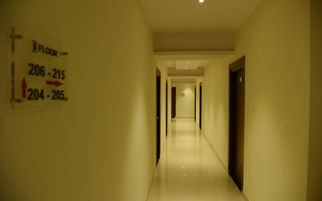 Hotel Raama Grand
