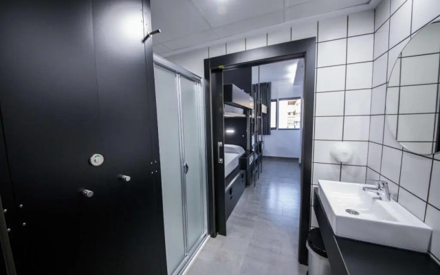 Bea Beach Hostel