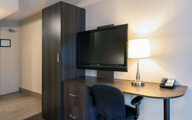 Quality Inn & Conference Centre Kingston Central
