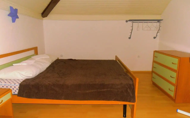 Apartments Febsis