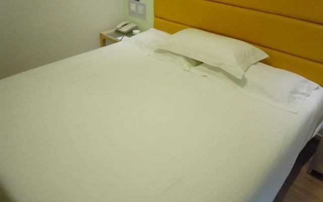Yinzuo Jiayi Hotel