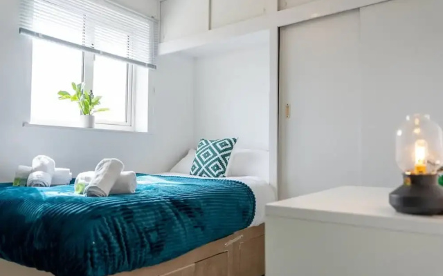 Host Stay Glazier Drive
