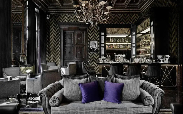 Schlosshotel Berlin By Patrick Hellmann