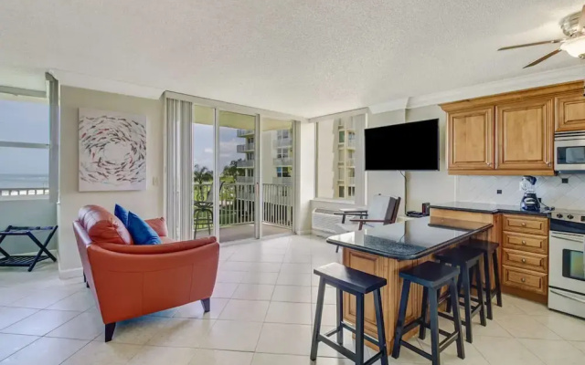 Estero Beach & Tennis 207 C