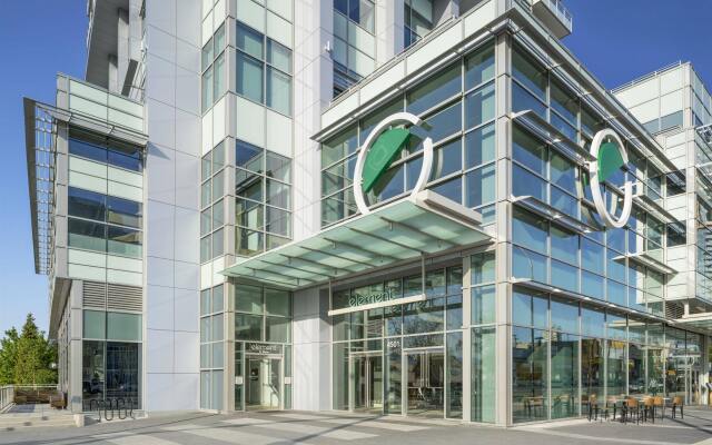 Отель Element Vancouver Metrotown Канада, Бурнаби - отзывы, цены и фото номеров - забронировать отель Element Vancouver Metrotown онлайн вид на фасад