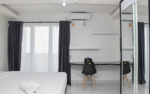 Comfy And Tidy Studio Amethyst Apartment
