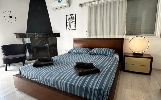Top floor apartment in Nicosia with view!