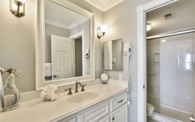 Seascape 2114 - 2 Br Condo