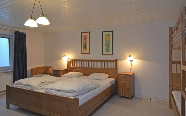 Cozy Holiday Home in Hildfeld with Private Garden