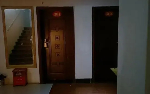 Yixing Hotel
