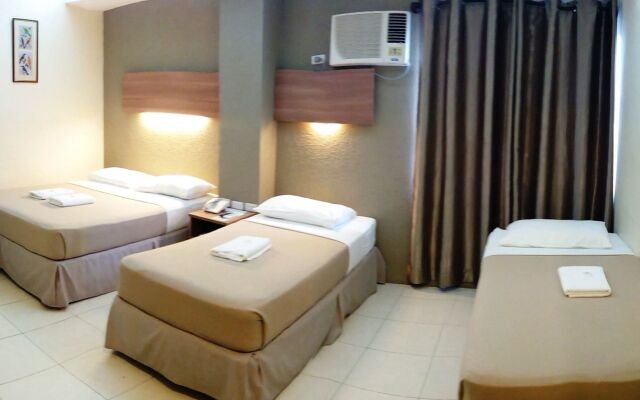 ZEN Rooms Center Suites Cebu 1