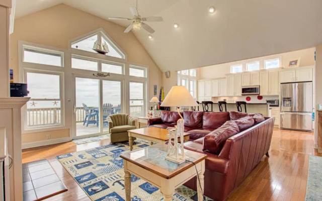 1709 Sandbucket Arch Oceanfront