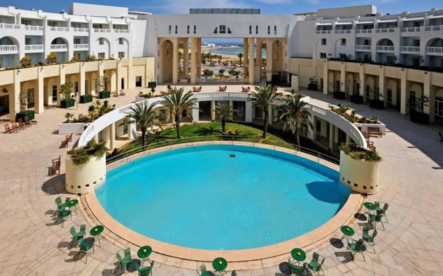 Курортный отель Medina Solaria & Thalasso