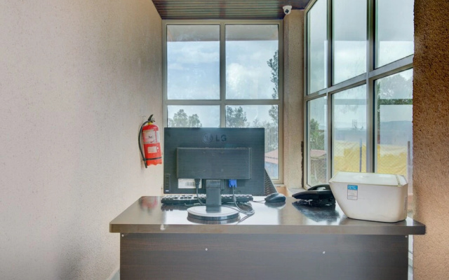Oyo 43950 Hotel Green Acre