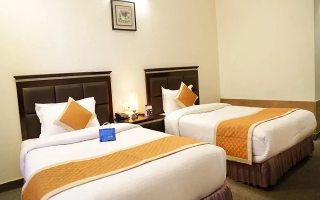 Capital O 2166 Hotel KMahaveer