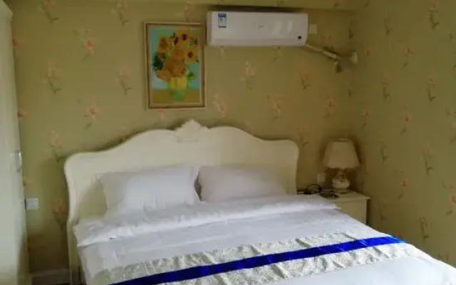 Shengyuan Serviced Apartment (Qunli Yintai City)