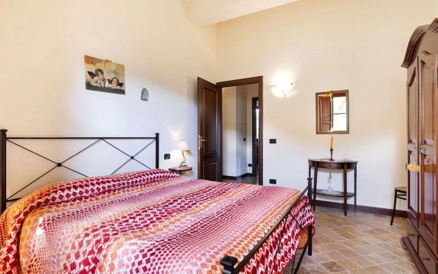 Tranquil Holiday Home in Chianni With Swimming Pool