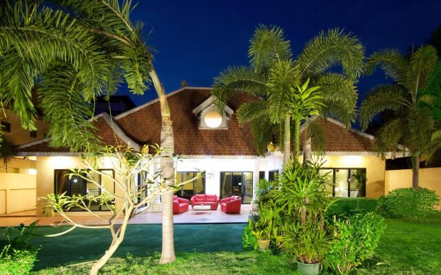 Отель Magic Villa Pattaya вид на фасад