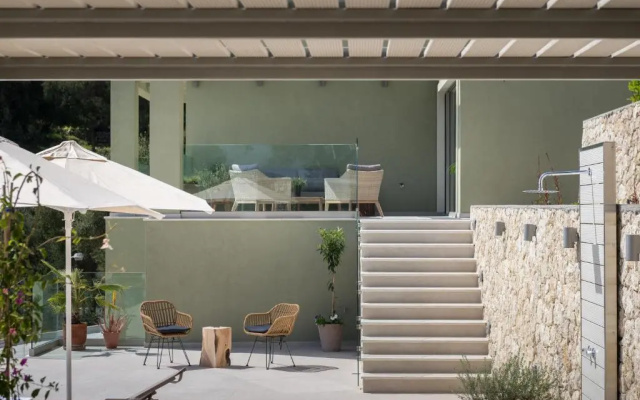 paleo villas
