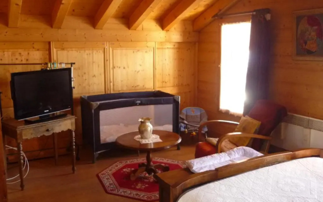 Sci Chalet Dempure
